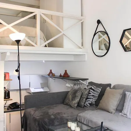 Charming Studio Near Belleville Apartment Paris